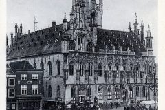 Blz-060a-Middelburg-Stadhuis-Voorgevel_DxO