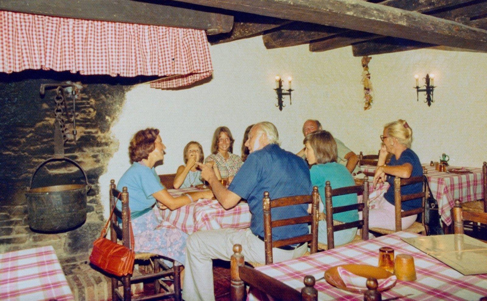19740801-Tossa-de-Mar-Uit-eten.tif