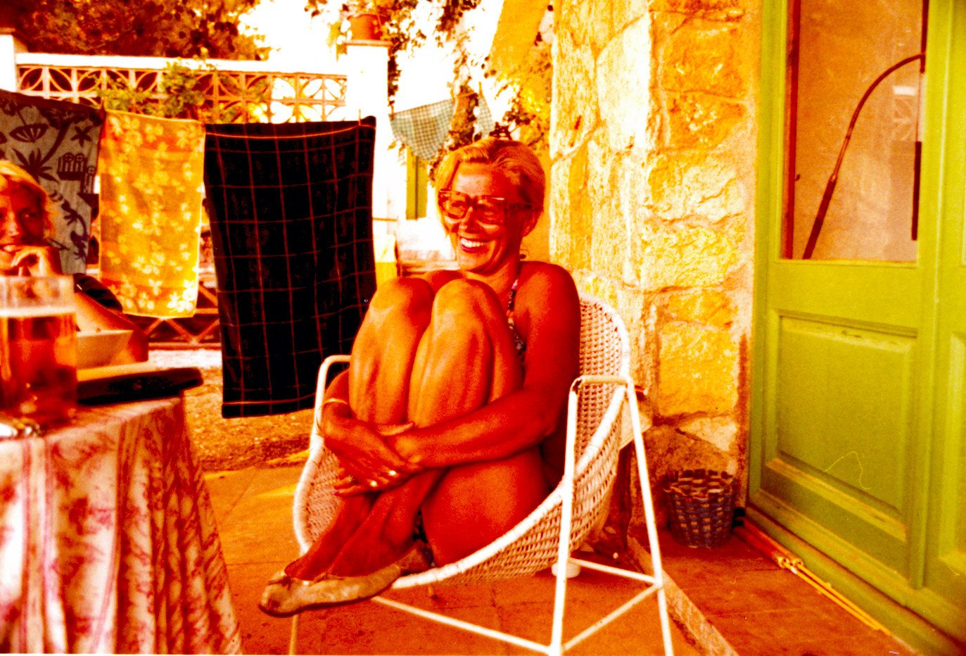 19770710-Bea-in-Tossa-terras-Escher